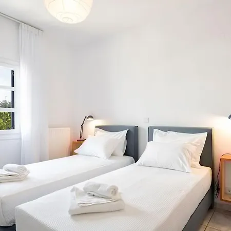 펜션 Menta Ii In With Free Parking Paros *