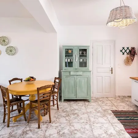 Menta Ii In With Free Parking Paros 펜션 나오우사