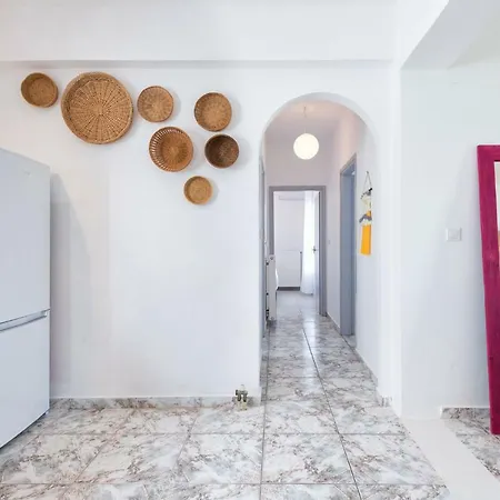 Casa vacanze Menta Ii In Naousa With Free Parking Paros
