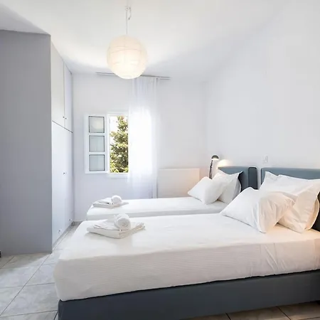 Menta Ii In With Free Parking Paros Holiday home