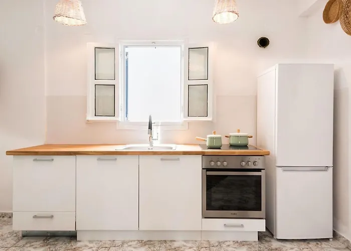 Menta Ii In With Free Parking Paros